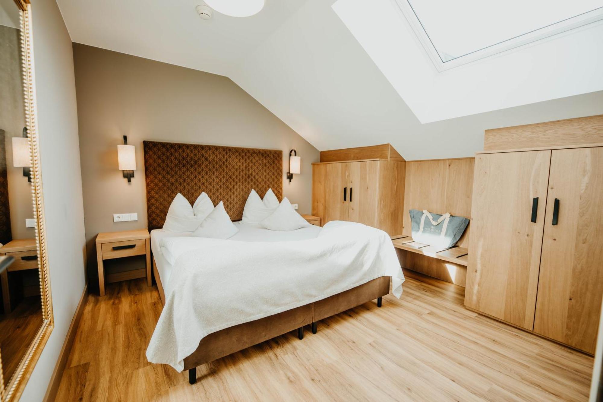 Post Seefeld - Wellnesshotel Tirol Seefeld in Tirol Pokoj fotografie